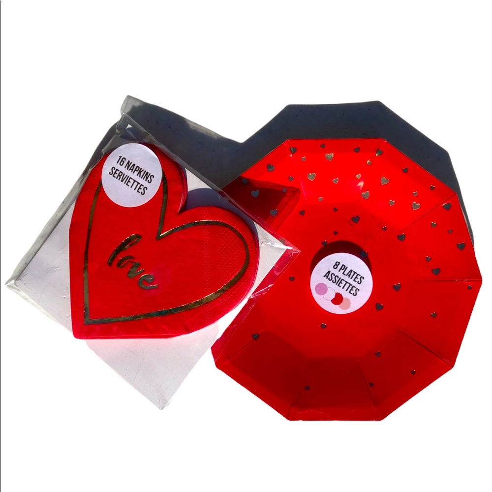 Meri Meri Valentines Day Heart Shaped Napkins & Decagon Paper Plates Bundle